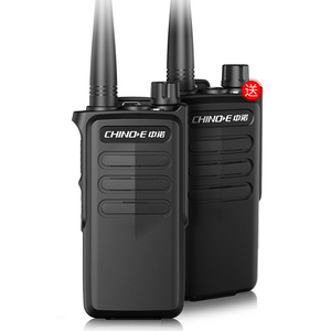 Radio portable Chino E D006 400-470MHz 5-10W rechargeable noire avec écran pour utilisation en extérieur, construction et sécurité - Product Image 2