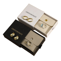 Boîte à bijoux haut de gamme avec logo personnalisé Boîtes à tiroirs pour colliers et bracelets, boucles d'oreilles et bagues Boîte d'emballage pour bijoux et pochette en cuir PU