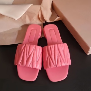 Nouvelles pantoufles de luxe Mius, élégantes et confortables, à bout ouvert, en cuir véritable avec doublure en fourrure, adaptées à tous. - Product Image 2
