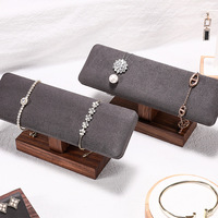 Présentoir en bois de noyer pour bracelets, support de rangement pour colliers perlés, présentoir à bijoux, accessoire de présentation