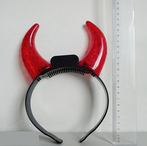 Accessoires de fête d'Halloween promotionnels, cornes de <span class=keywords><strong>diable</strong></span> LED clignotantes, <span class=keywords><strong>corne</strong></span> de bœuf rouge, couronne en cristal ABS, bandeau lumineux personnalisé avec logo - Product Image 5