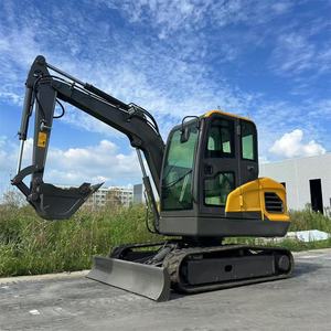 Suporte ODM & OEM 4Ton Multi-Functional Escavadeira CE Certificated Início Mini Escavadeiras com Componentes do Núcleo do Motor Direto Da Fábrica - Product Image 1