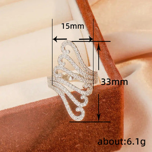 Anello alla Moda con Onde Traforate, Design Floreale Minimalista ed Elegante, Gioiello da Donna per Uso Quotidiano, Anello Statement - Product Image 3