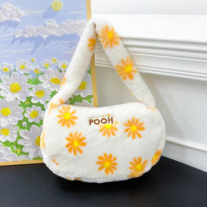 Sac à bandoulière/sac à main/sac sous le bras/sac de rangement en forme de cœur moelleux, mignon et en peluche. - Product Image 2