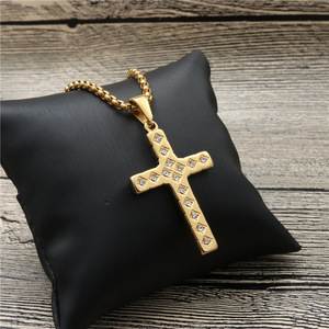 yunnique <b>Cross</b> Pendant Necklace Fashion Gold Zinc Alloy Pave Setting Unisex Jewelry Gift - Product Image 2