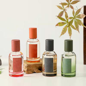 Tapa de corona de tapa de madera colorida de alta calidad de Vietnam WeWood para botellas de perfume - Product Image 1