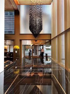 Lastra di Marmo Nero Aziza con Venature Dorate Antiche, Piastrelle per Pavimenti Personalizzate all'Ingrosso - Product Image 5