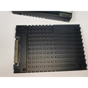 Mic-ron 9300pro U.2 Nvme 3.84 To SSD MTFDHAL3T8TDP - Product Image 3