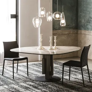 FINNNAVIANARTNordisch-Italienisch modern minimalistisch runder Stein teller Esstisch und Stuhl Kombination mit Plattenspieler