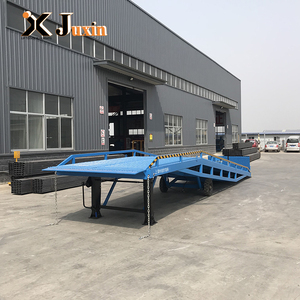 <span class=keywords><strong>Pont</strong></span> d'embarquement <span class=keywords><strong>mobile</strong></span> <span class=keywords><strong>de</strong></span> déchargement hydraulique <span class=keywords><strong>de</strong></span> rampe <span class=keywords><strong>de</strong></span> quai pliable pour les tables élévatrices <span class=keywords><strong>de</strong></span> chargement <span class=keywords><strong>de</strong></span> conteneurs avec ce - Product Image 2