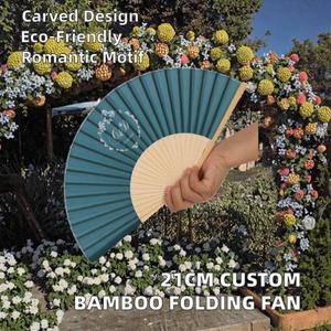 Éventail pliant en bambou plat de 21 cm, personnalisé et sculpté, écologique, pour décoration de mariage, artisanat avec style 'Love' et logo personnalisé - Product Image 2