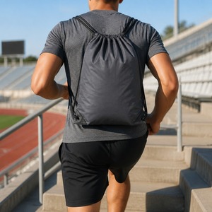 Sac à dos léger à cordon de serrage OEM en gros, de haute qualité, pas cher, réutilisable, imperméable, en tissu Ripstop, couleur et logo personnalisables, pour le voyage - Product Image 2