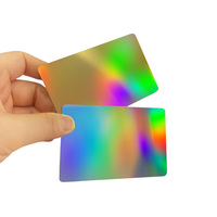 Maßgefertigte Luxus Wasserdichte CR80 PVC Hologramm Plastikkarte Blanko-Karte Holografische Heißpräge-PVC Treuekarte mit Chips