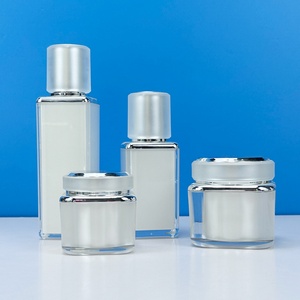 Customized Sell Well 15ml 30ml 50ml Luxury Square White Cosmetic Acrylic Lotion <b>Pump</b> <b>Bottle</b> - Product Image 1