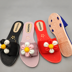 Fábrica al por mayor de moda Chappal suelas para sandalias Slide Les Chaussures zapatilla para damas - Product Image 1