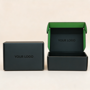 Cajas de Envío Personalizadas Pequeñas de Cartón Corrugado Negro Reciclable para Zapatos y Ropa, con Cierre Magnético y Cinta - Product Image 2