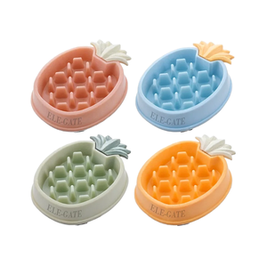 ELE-GATE Plato de Silicona con Forma de Piña para Mascotas, Plato de Alimentación Lenta para Perros y Gatos, Antideslizante, Fácil de Limpiar, Diseño Bonito - Product Image 1