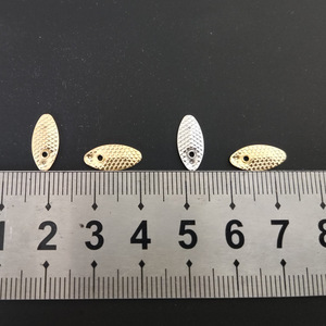 <span class=keywords><strong>Smith</strong></span> bay hạt dưa Sequins số lượng lớn gói 100pcs 13*6 dày cá Quy mô cho bass chủ đề thiết lập Phụ kiện hồ câu cá công cụ - Product Image 2