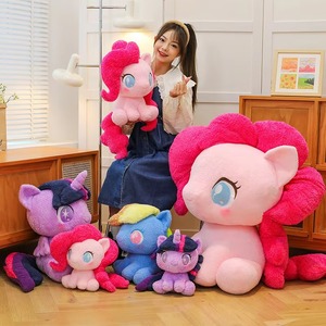 Nouveau produit en gros : Peluches de poneys colorés et adorables, cadeaux d'anniversaire, prix pour jeux de griffes, coussin réconfortant, poupée licorne pour fêtes - Product Image 2