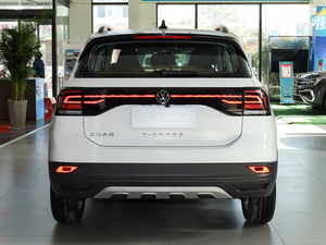 Volkswagen <span class=keywords><strong>2023</strong></span> Facelift 1.5L Automatique Style Edition Essence Voiture d'occasion <span class=keywords><strong>Prix</strong></span> Usine Bas - Product Image 4