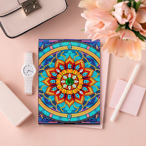 Al por mayor <span class=keywords><strong>Mandara</strong></span> con forma especial de diamante DIY diamante pintura A5 cuaderno para niños y adultos Regalos divertidos y geniales - Product Image 2