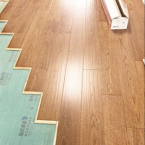 Plancher en bois d'ingénierie en bois de noyer durable - Plusieurs grades Haute résistance Imperméable pour salon et salle de bain - Product Image 1