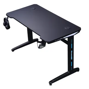 Toptan yüksek kalite led bilgisayar masası masası rgb oyun masası e-spor masa pc masası kulaklık tutucu ile