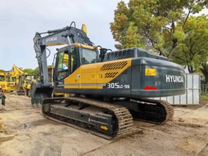 Excavatrice Hyundai 305LC-9T d'occasion d'origine coréenne, 30 tonnes, avec moteur Cummins, pompe et boîte de vitesses - Composants essentiels à vendre - Product Image 1