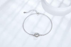 เครื่องประดับเงินแท้แบรนด์ดัง โชว์แฟชั่นทุกแบบ สร้อยข้อมือโมอิสซาไนต์แท้ ของขวัญเครื่องประดับใหม่ สร้อยข้อมือเสน่ห์สำหรับงานปาร์ตี้ - Product Image 4