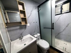 Casa Contenedor Prefabricada Expandible, Apartamento con Panel Sándwich, Diseño Moderno, Instalación Rápida, Color Personalizado, Tamaños de 20 pies/40 pies - Product Image 2