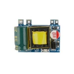 Módulo de fuente de alimentación de conmutación aislada, convertidor Buck, módulo reductor, AC-DC, 5V, 700mA, 3,5 W, 220V a 5V - Product Image 1
