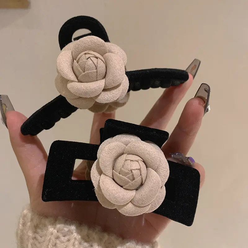 Hot Selling Designer Camellia Hair Claw Clip Girl's Elegant Flower Headwear Ponytail Holder Women Wedding Dress Hair Accessories