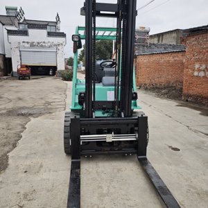 Montacargas Mitsubishi Usado de 3.5 Toneladas en Excelentes Condiciones, Mástil 2/3, Elevación Estándar 3m 5m - Product Image 5