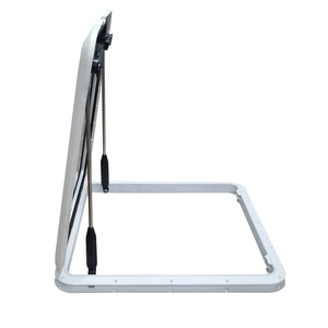Plaque de pont marine en plastique ISURE avec <span class=keywords><strong>trappe</strong></span> centrale robuste et étanche, disponible en plusieurs tailles pour installations extérieures - Product Image 2