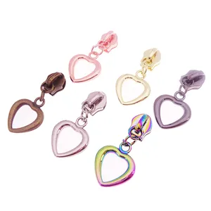 Factory Supply Metal 5# Nylon Zipper Slider Heart Shape Zipper Puller Pulls For Bag