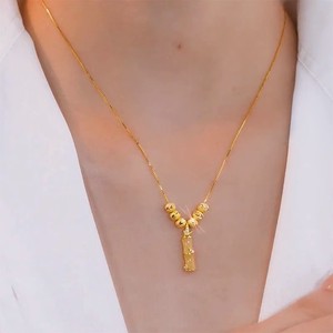 Gold Plated Flower Pendant Necklace Zinc Alloy Clavicle Chain Women's Jewelry Fashion Accessory - Product Image 4