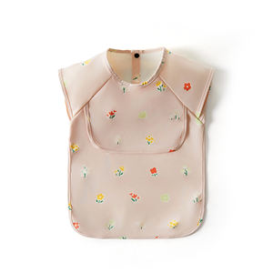 مرايل أطفال بشعار مخصص من الشركة المصنعة الأصلية للبيع بالجملة ، قماش لتغذية الأطفال ، هدية سهلة التنظيف ، مرايل لعاب بلا أكمام مقاومة للماء - Product Image 2