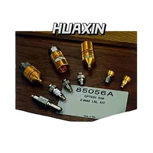 Kit d'étalonnage mécanique standard Keysight 85056A, DC à 50 GHz, 2,4 mm - Product Image 1