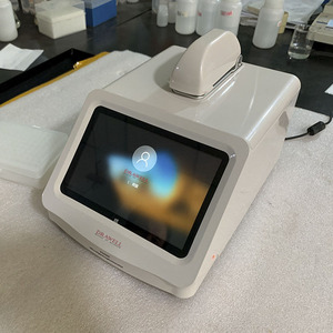 เครื่องวัดสเปกโตรโฟโตมิเตอร์แบบ UV-Vis สำหรับห้องปฏิบัติการ รุ่น Drawell K5800 พร้อมหลอดนาโนสเปกโตรโฟโตมิเตอร์ - Product Image 4