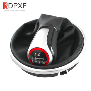 Pommeau de levier de vitesse <span class=keywords><strong>manuel</strong></span> pour <span class=keywords><strong>Skoda</strong></span> <span class=keywords><strong>Fabia</strong></span> 2 II Mk2 Combi Scout 2007-2014, cercle rouge argenté, avec housse en cuir - Product Image 4