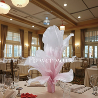 Nouvelle conception de décoration florale pour centre de table de mariage, fleurs géantes en soie organza, installation artistique, décoration de table de mariage