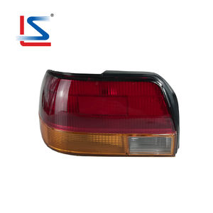 Feu arrière automobile pour <span class=keywords><strong>TOYOTA</strong></span> COROLLA AE110 1995-1998 R 81550-1A660 L 81560-1A660 - Product Image 1