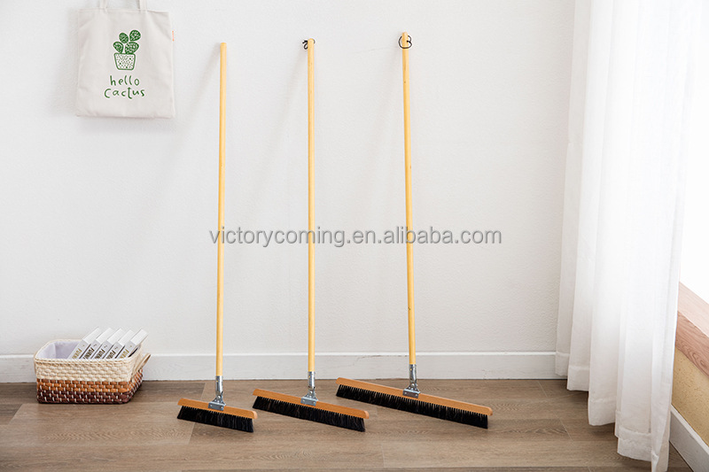 EUROHOME Zimmerbesen Aus Naturholz Mit Rosshaar – Besenkopf 31 Cm, Dicht Gewebt, Robust & Sanft Zum Boden – Mit Gewinde Für Besenstiel – Für Haushalt, Außen & Grobe Flächen