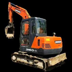 DOOSAN 90% Nueva Excavadora Mini Usada DH55 Corea 2022 Excavadora Mini de Orugas de 5.5 Toneladas con Motor y Bomba EPR_Paquete Alemania - Product Image 1