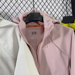 Jas Hujan Berkualitas Tinggi Pria Wanita 3 Lapis Kain Terpadu Ringan Jaket Hiking Outdoor Harga Grosir - Product Image 6