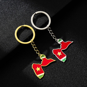 Porte-clés avec breloque drapeau de la <span class=keywords><strong>Guadeloupe</strong></span> émaillé par le fabricant, en acier inoxydable plaqué or 18 carats, pendentif carte de la <span class=keywords><strong>Guadeloupe</strong></span> en émail - Product Image 3