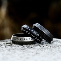 Bague Viking personnalisée en acier inoxydable 316L, unisexe, pour homme, ton argent antique, runes Elder Futhark, audacieuse, sombre, rebelle, style motard
