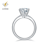 Klasik ucuz büyük kadınlar takı kar tanesi teklif gümüş yüzük kadın 925 ayar 2ct Moissanite nişan yüzüğü