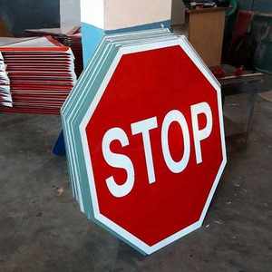 لوح إيقاف على الطريق السريع على جانب الطريق تحذير للمشاة سهم مخصص من الألومنيوم بطباعة فوق بالضوء الأحمر والأبيض لوح أمان - Product Image 4