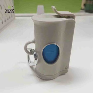 Dispensador de bolsas de plástico multifunción de lujo para caca de perro con Clips para perros y gatos, soporte para bolsa de caca para paseos, otras necesidades de cuidado de animales - Product Image 4
